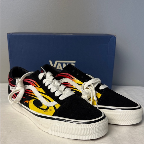 Vans Old Skool Flame Y2K Black Yellow Low Top Sneakers Mens 12 NWT